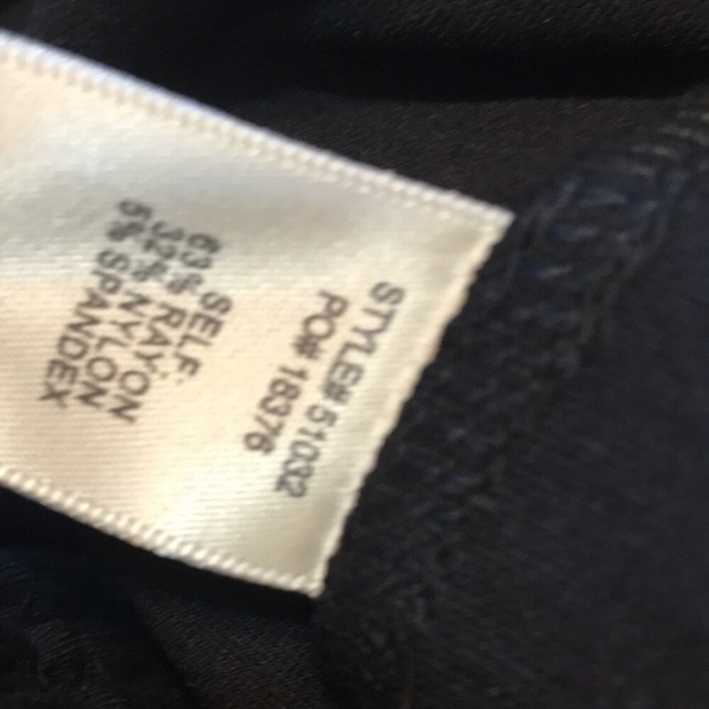 Skies Are Blue Women's Scalloped Hem Pocket Mini Skirt Black Small - Picture 10 of 10
